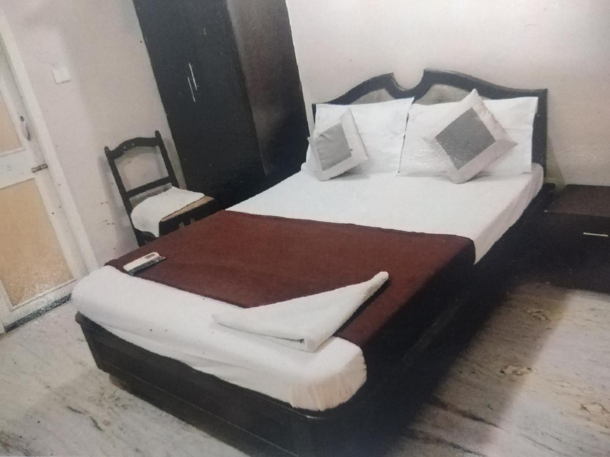 Grand Tower Chennai Otel Oda fotoğraf