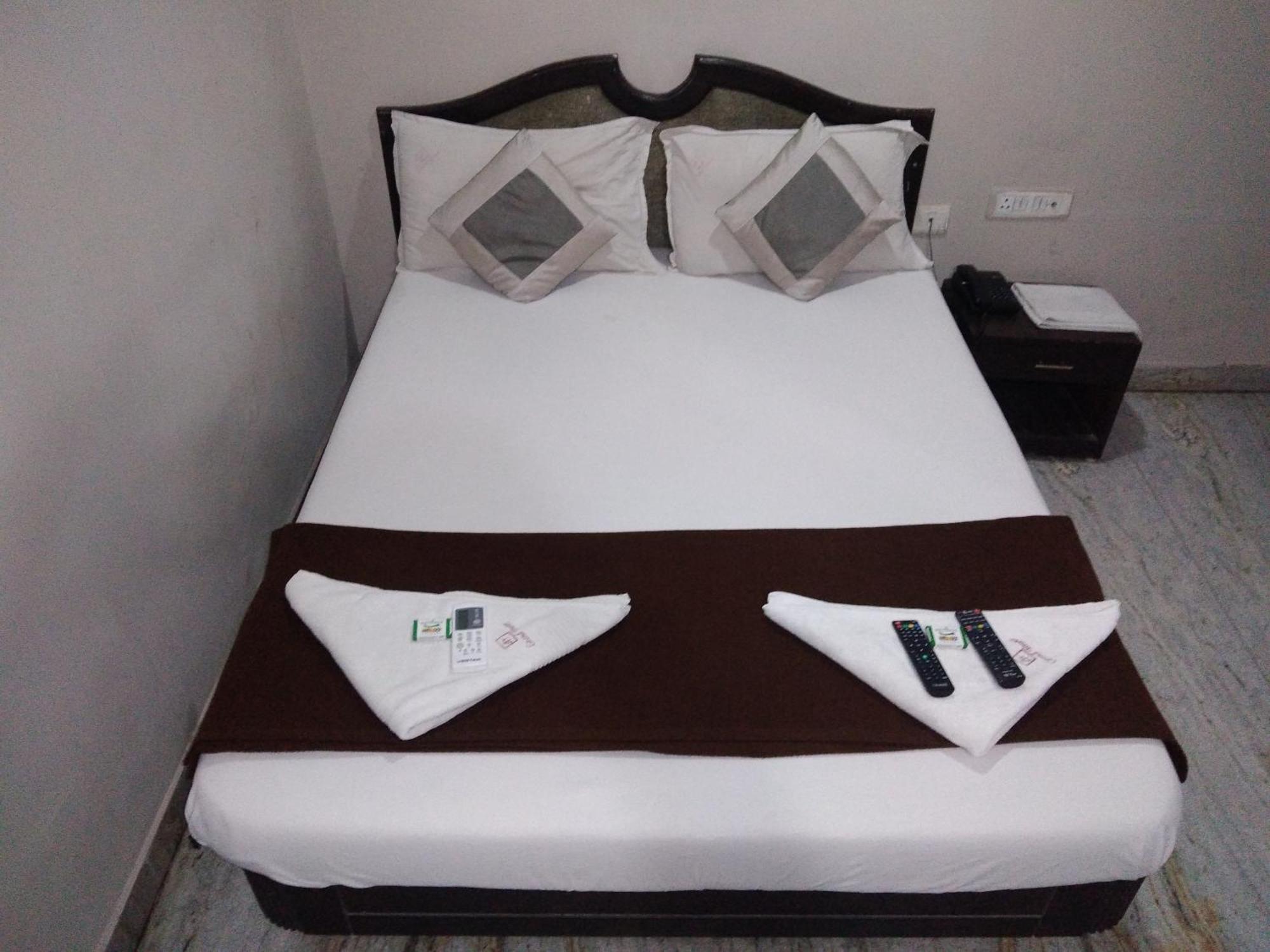 Grand Tower Chennai Otel Oda fotoğraf